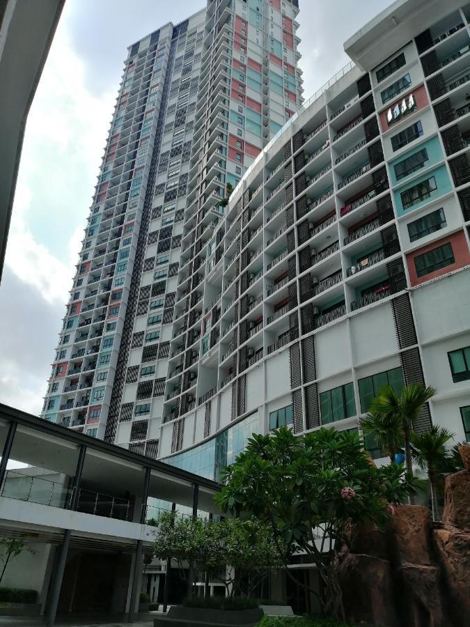 I City Duplex Suite With Wifi Shah Alam Extérieur photo